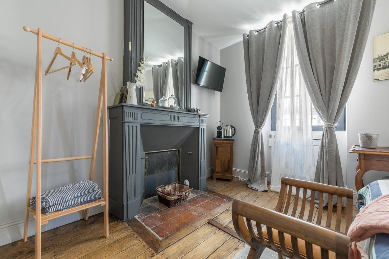 Bed and Breakfast Le Logis D'Augustin Mont-de-Marsan Esterno foto